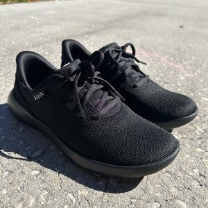 Kizik Lima Knit Shoes Mens Size 7.5 Womens 9 Slip On Hands Free Mesh Sneakers